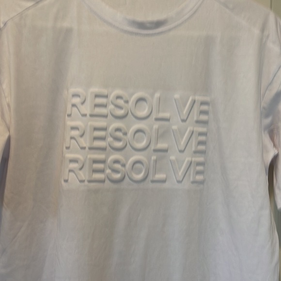 DAZY Letter Embossed Drop Shoulder Tee | SHEIN USA - Picture 3 of 6